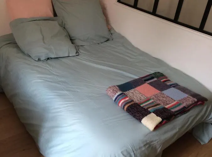 La Maison Du Rouge Gorge * ナント